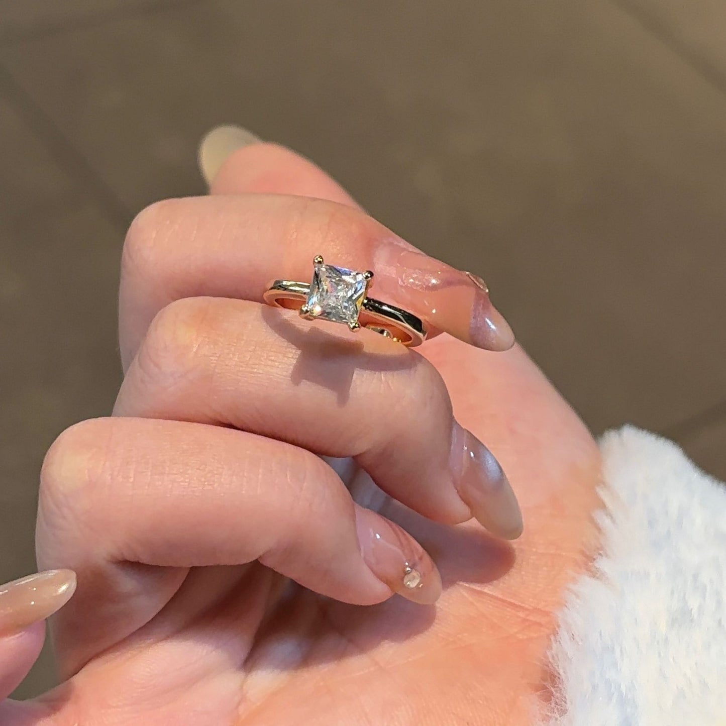 Affordable Luxury Fashion Zircon Elegant High Sense Ring