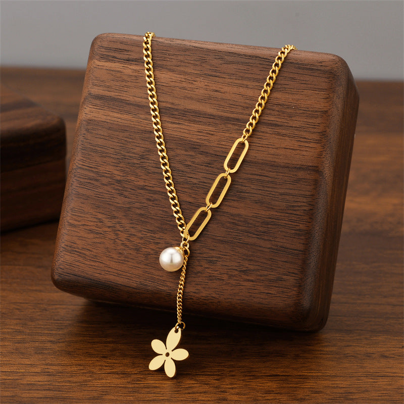 Titanium Steel Female Niche Simple Temperament Clavicle Pendants