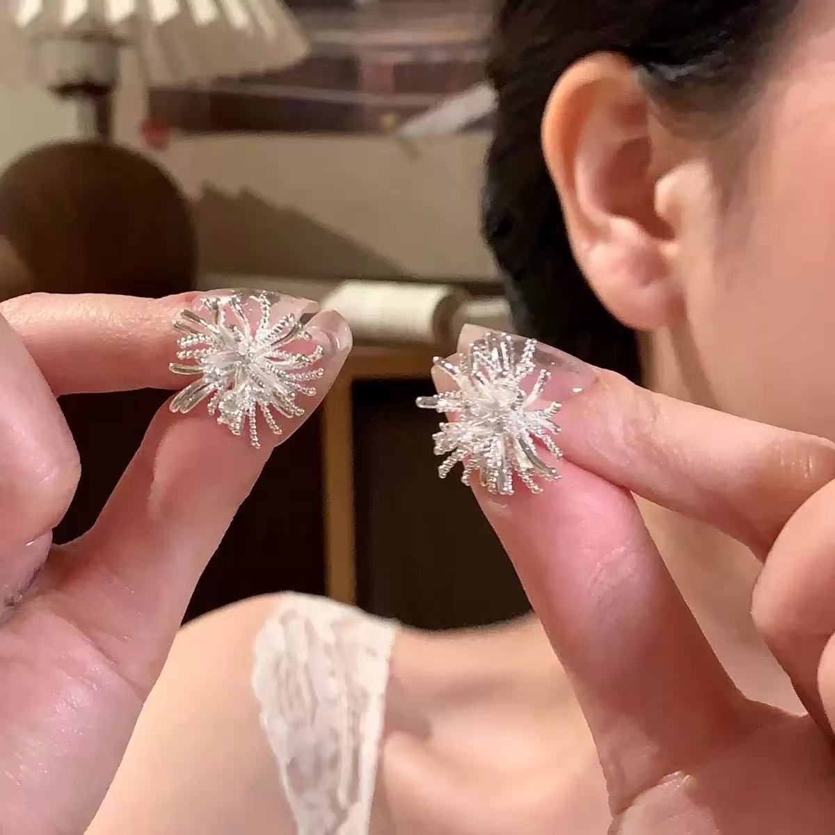 Luxury Pearl Water Drop Niche High Sense Temperament Fashion Earrings