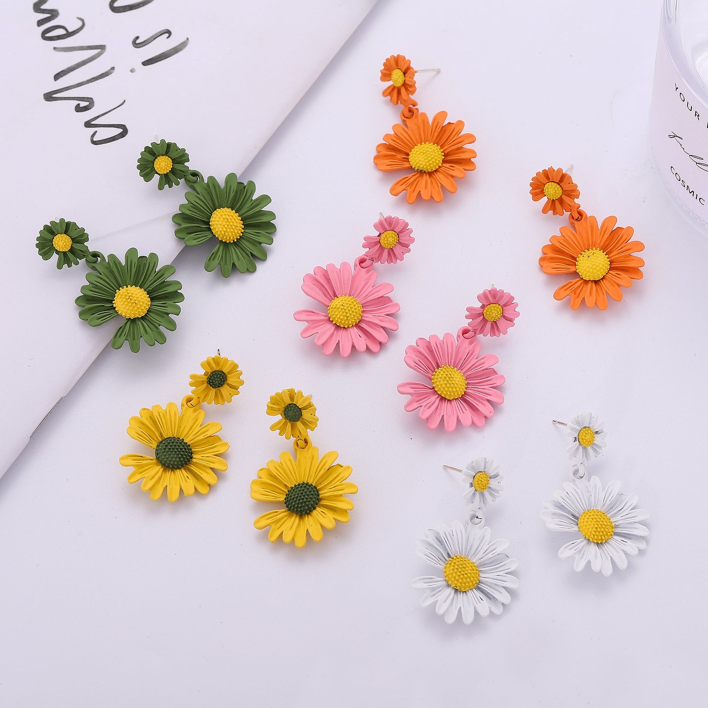 Women's Small Daisy Mori Sweet Chrysanthemum Flower Earrings