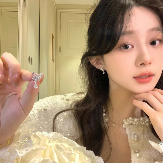 Women's Super Fairy Swan Water Drop Eardrops Light Luxury High-grade Unique Rings