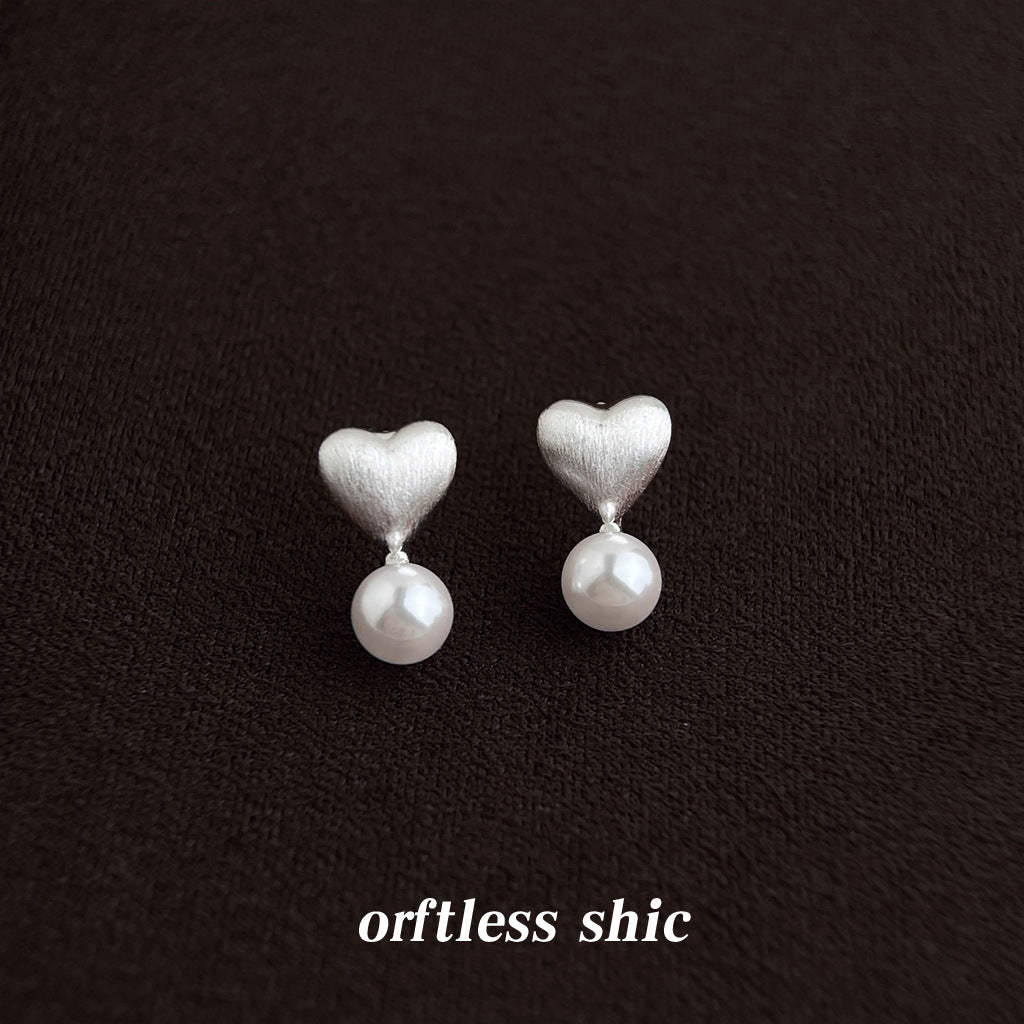 Brushed Textured Glass Pearl Heart-shaped Ear Simple Graceful Fashion Commuter Stud Earrings