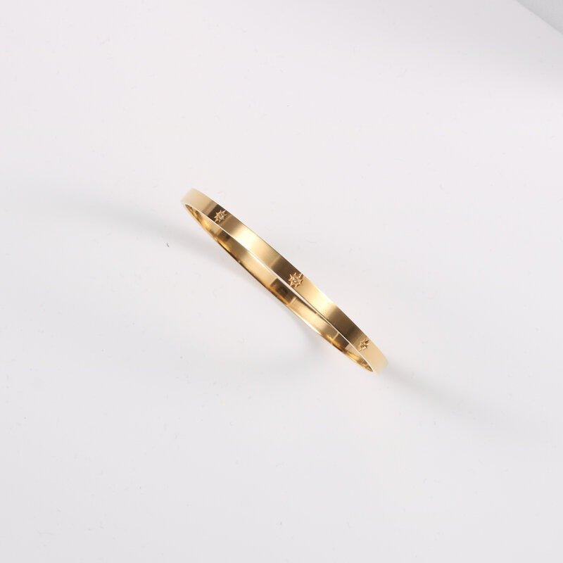 Women's Brushed Inlaid Fine Diamond Gold Personalized Commuter Gift Bracelet