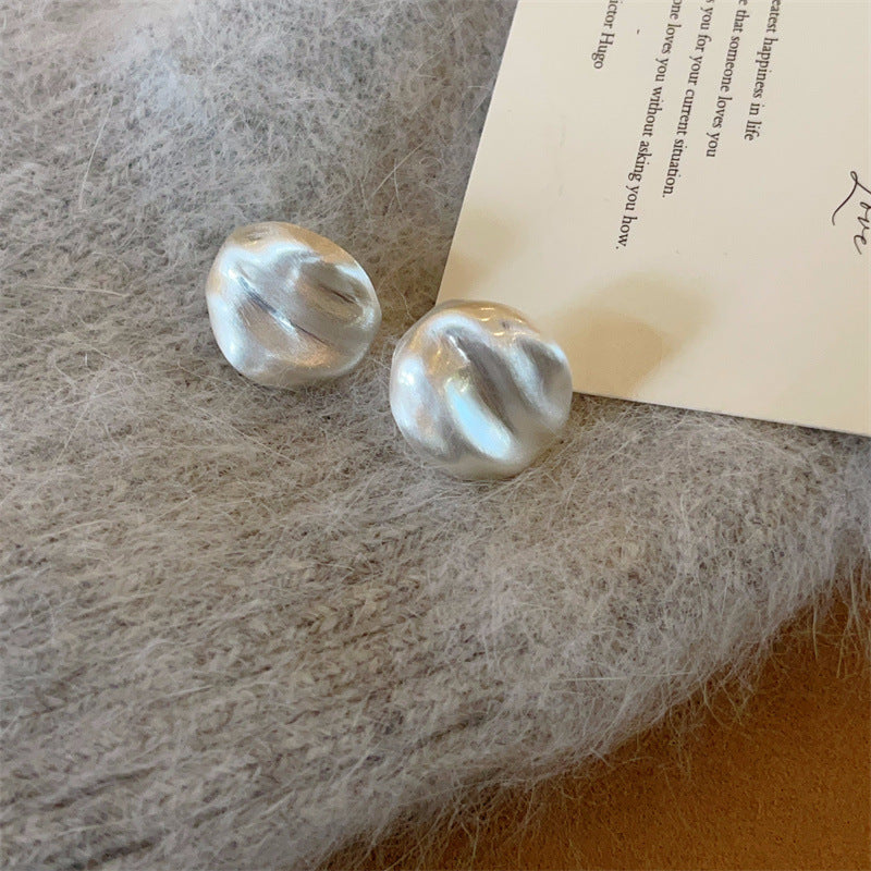 Women's Minority Fashion Brushed Sier Metal Texture Quality Light Stud Earrings