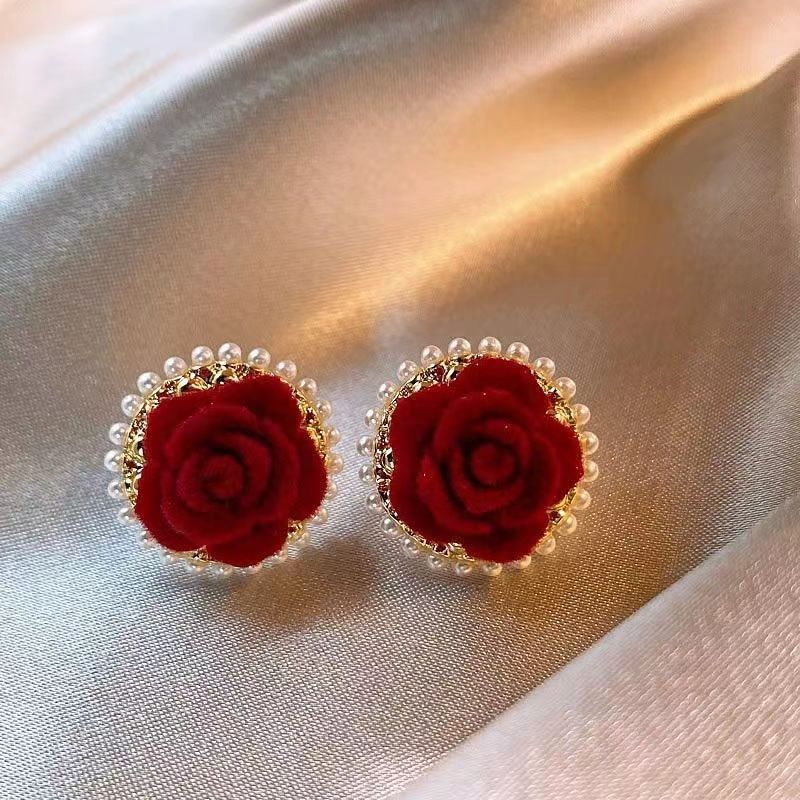 Women's Ear Red Flocking Flower Pearl Light Luxury Temperament Niche Rings