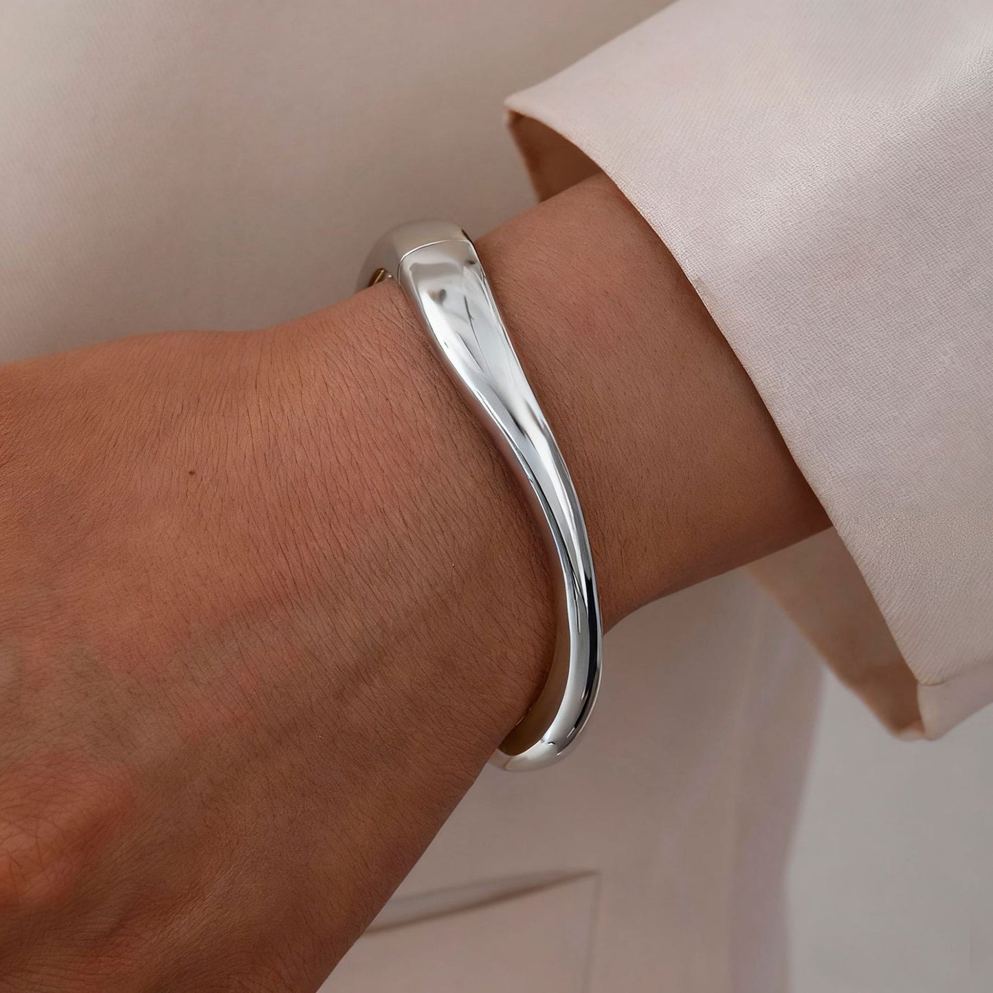 Leaves Glossy Irregular With Personality Stripes Bracelets