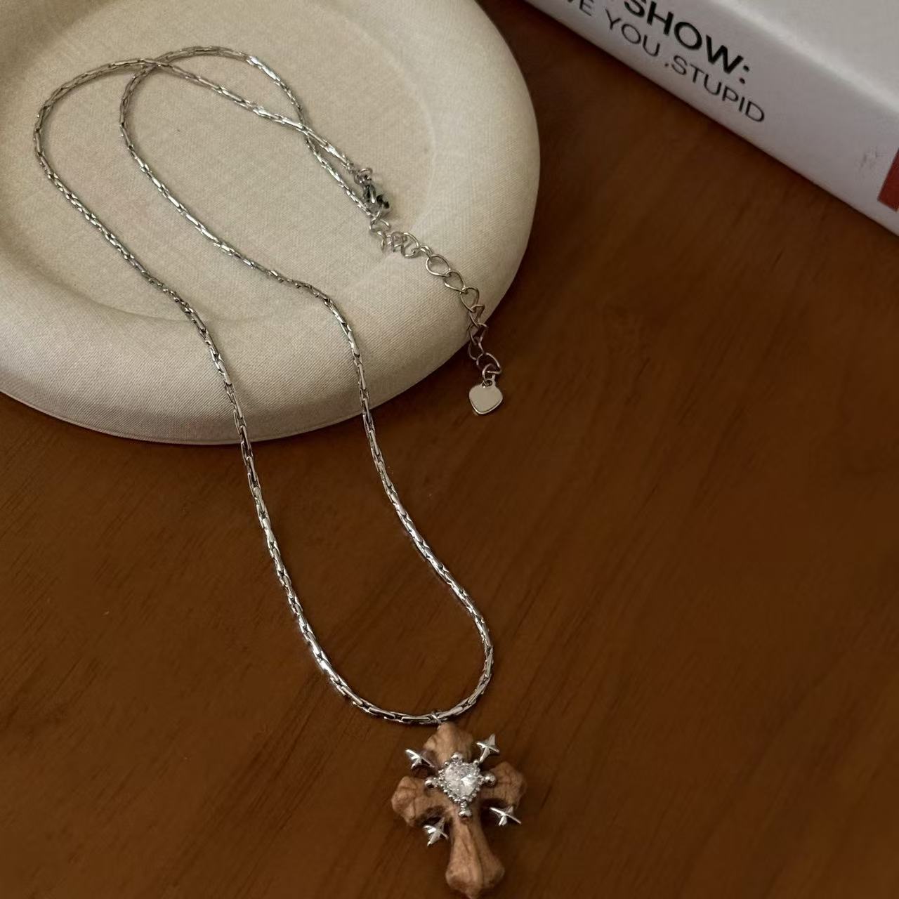 Female Niche Sweet Cool Hot Temperament Necklaces